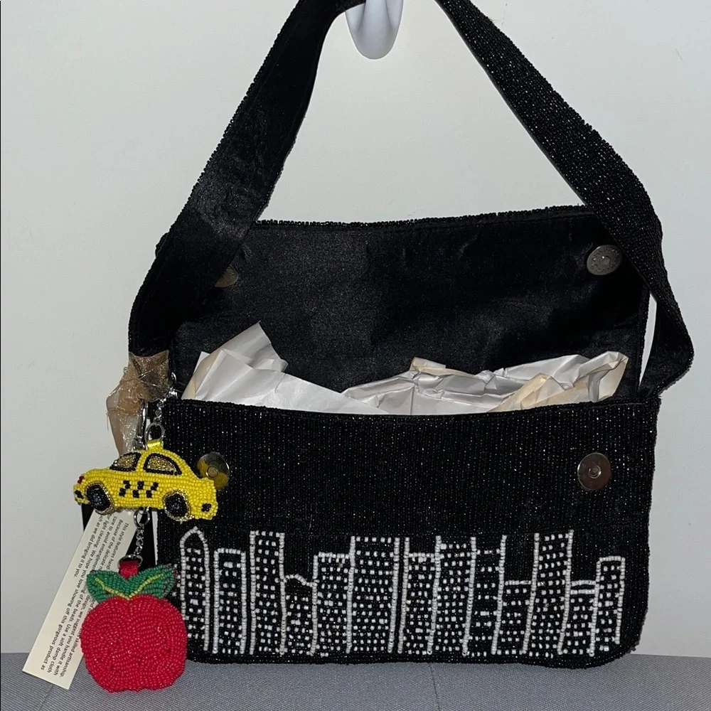 NWT Viral Beaded Bag New York Skyline